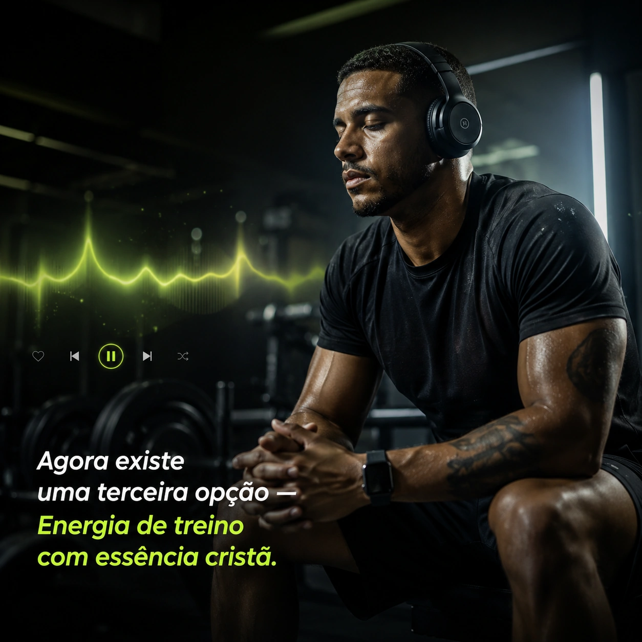 Atleta cristão treinando com fones — energia de treino com essência cristã